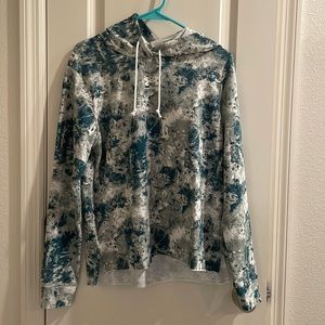 New with Tags Under Armour Green Print hoodie